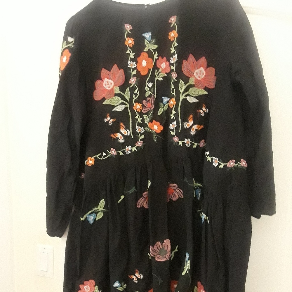Zara embroidered dress